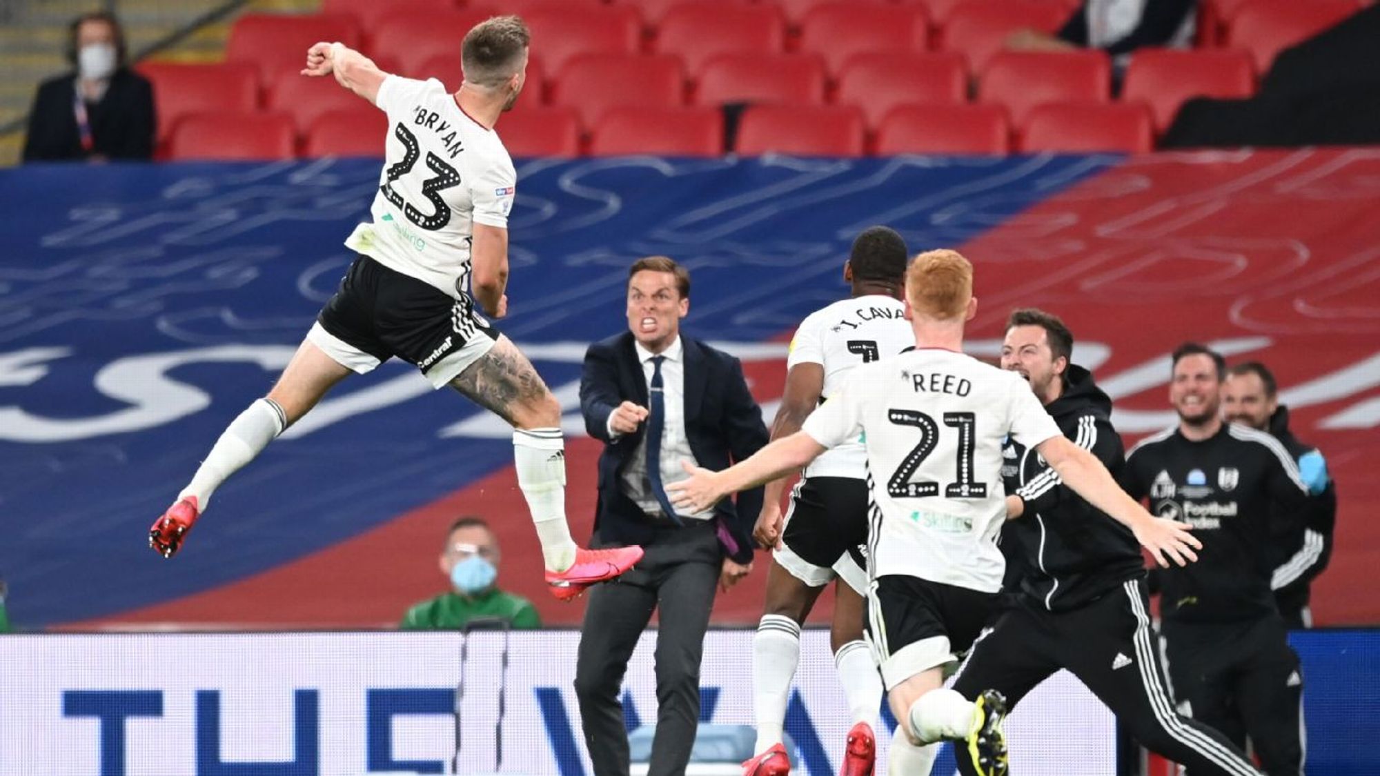 尼克斯和雄 尼克斯和雄