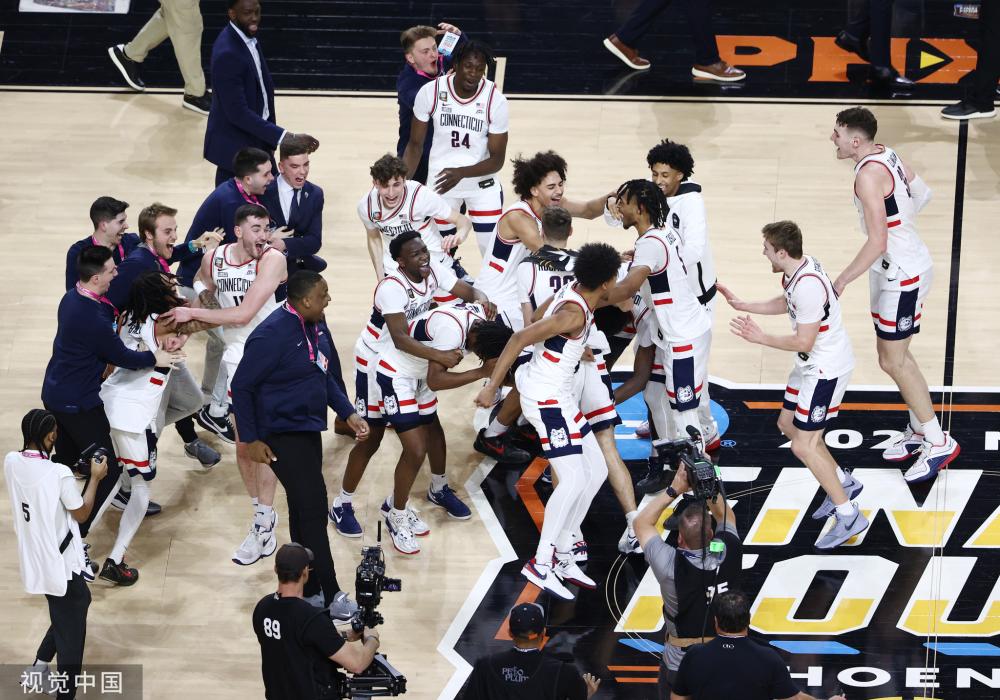 教练组大胆 教练组大胆